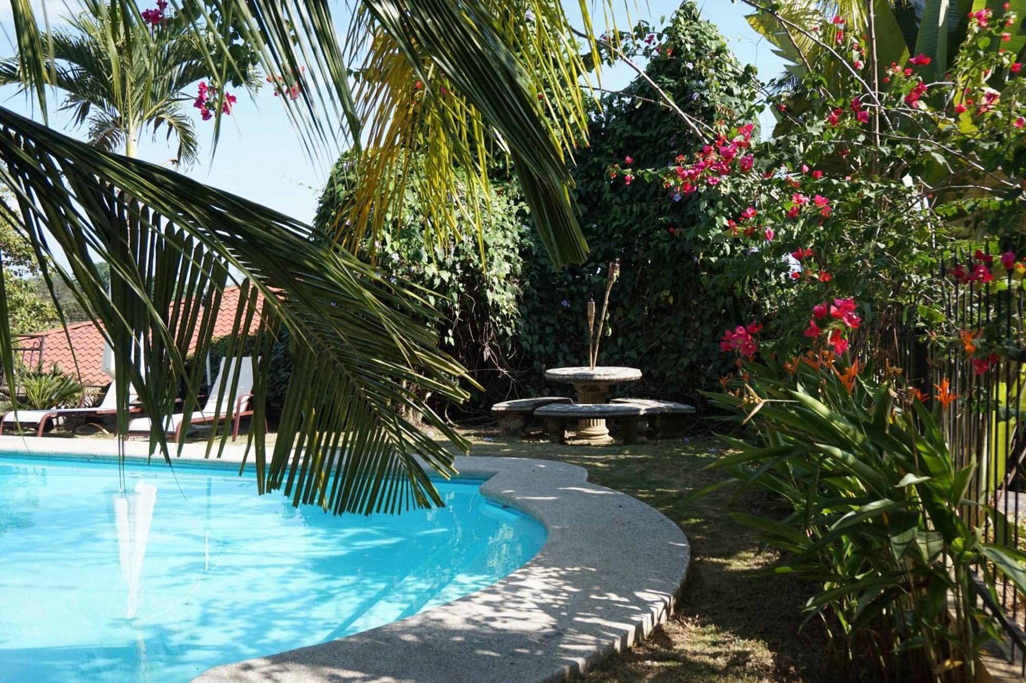 Wipeout Hostel Jaco Exterior photo